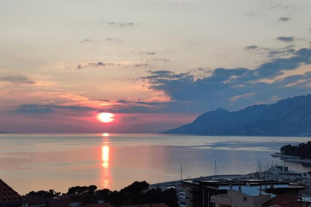 Apartment With Sea View 巴什卡沃达 外观 照片